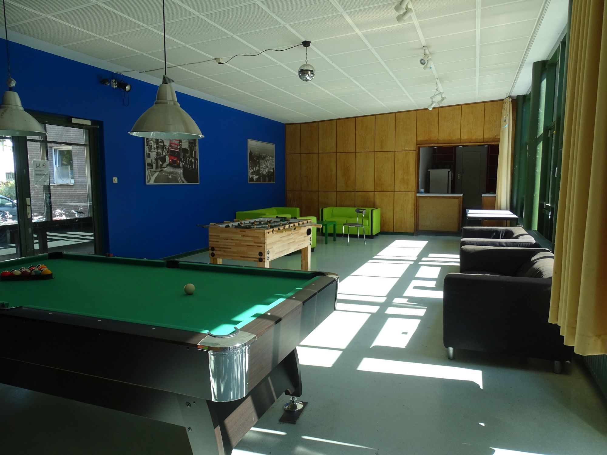 Gemeinschaftsraum mit Billard Tisch- Menschingstraße