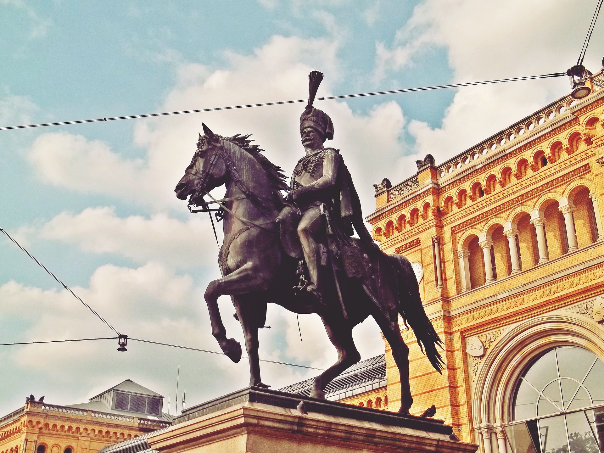 Ernst august Statue Hannover- Hauptbahnhof